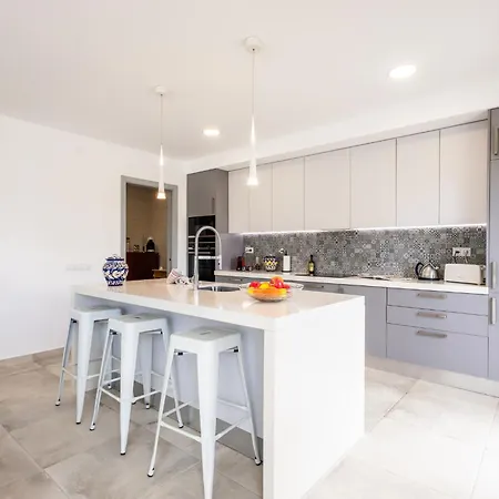 Sun - By Smarthomes Nadadouro